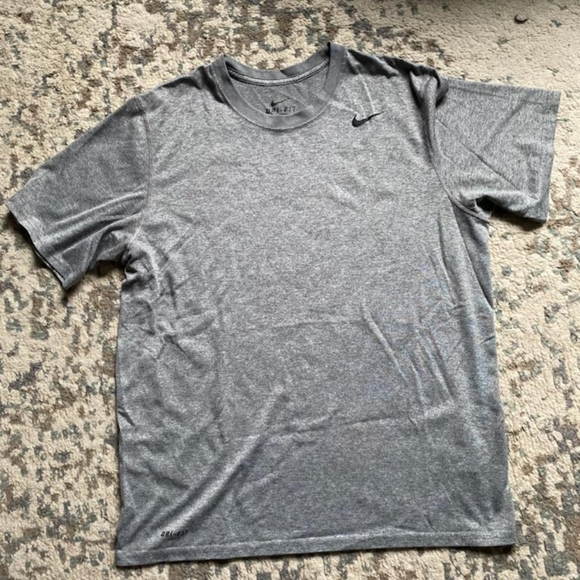 Nike Other - Men's Nike dri-fit shirt